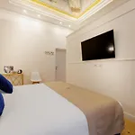 Sm Mellini Relais 4*
